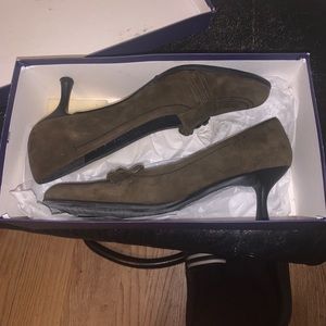 Stuart Weitzman Olive Suede Dress Heels Shoes 8.0M